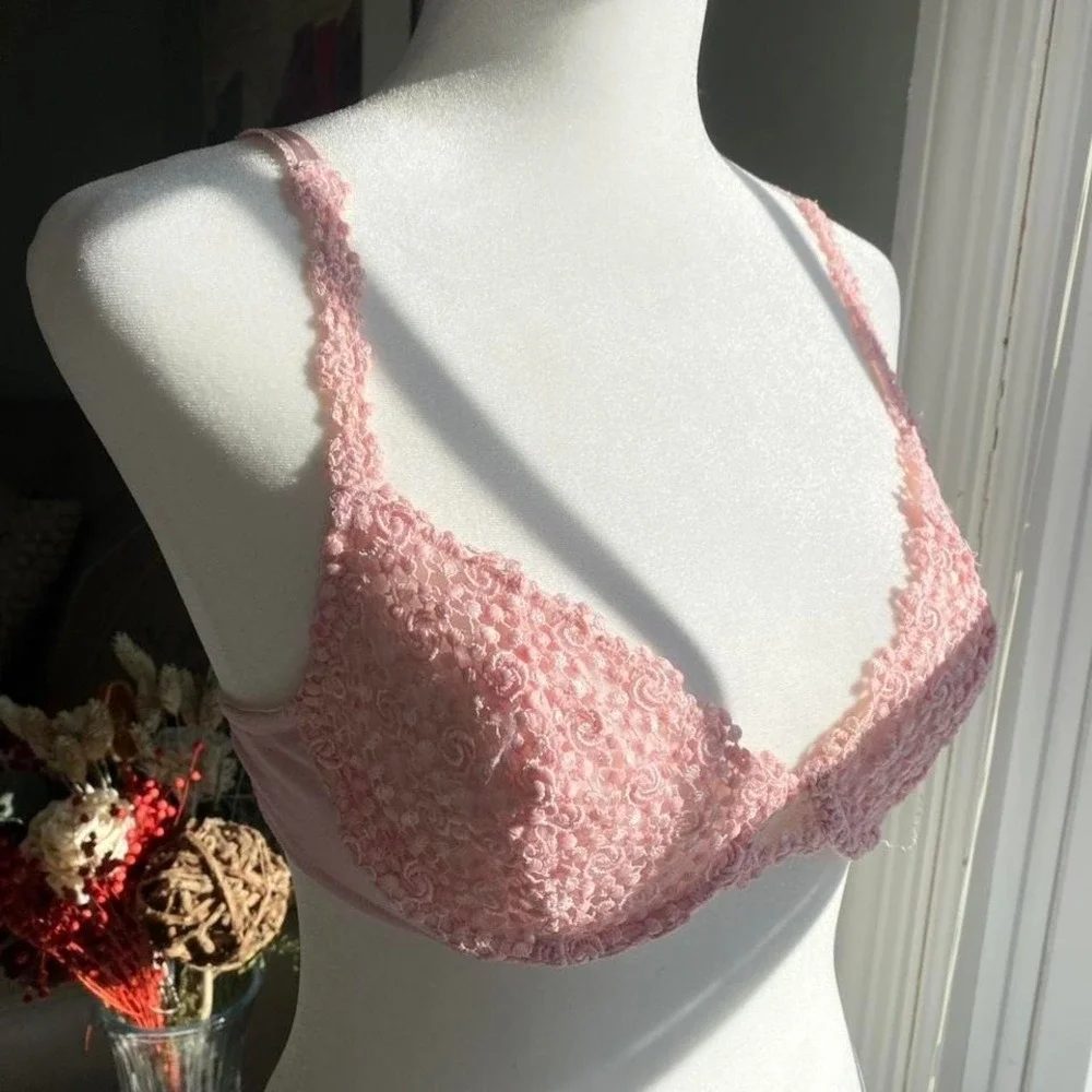 Felina Balconette Bra Size 34B Bubblegum Pink Embroidered‎ Underwire Fairy